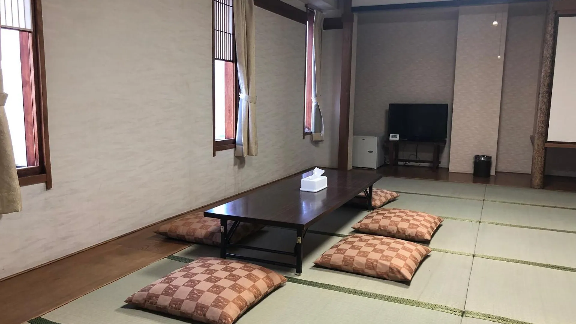 **  Hotel 28 広島市 日本